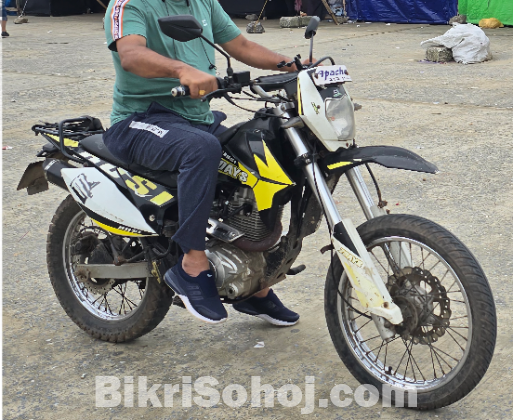 Rusi XL KR125 2016